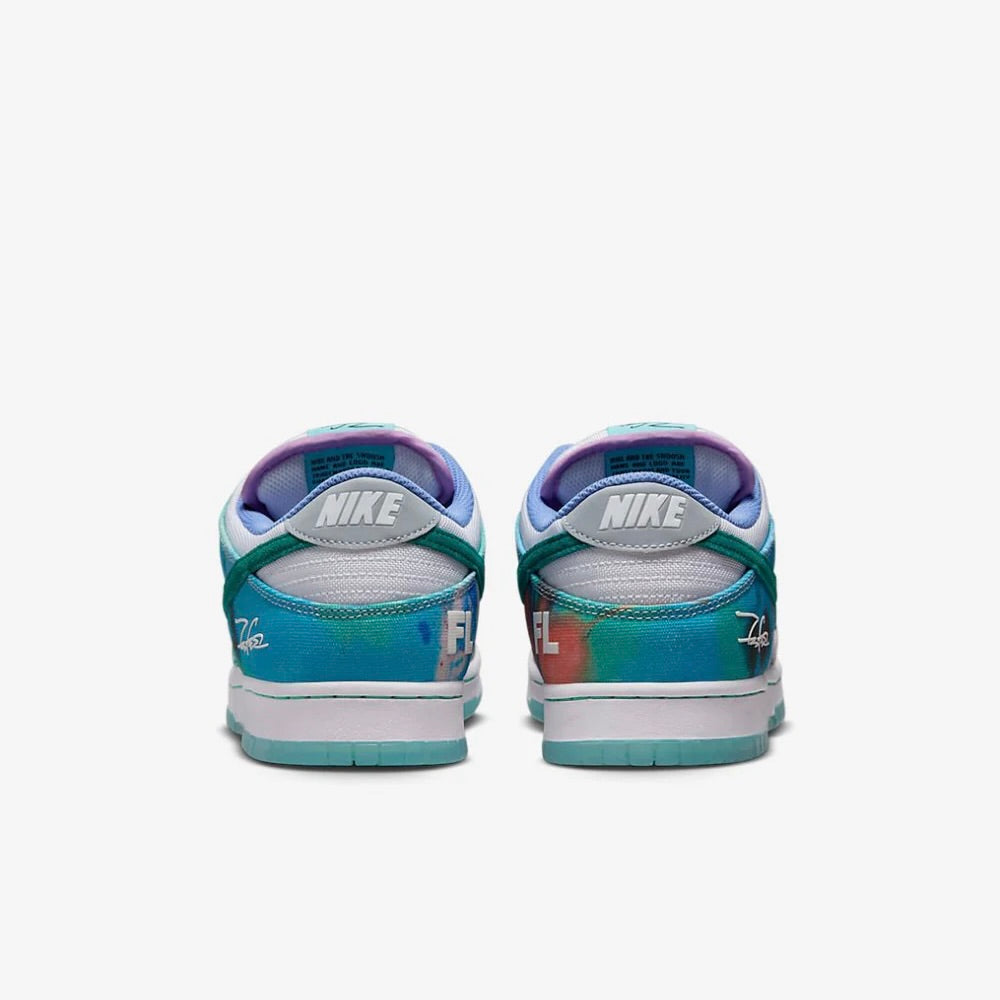 NIKE SB DUNK LOW FUTURA LABORATORIES BLEACHED AQUA
